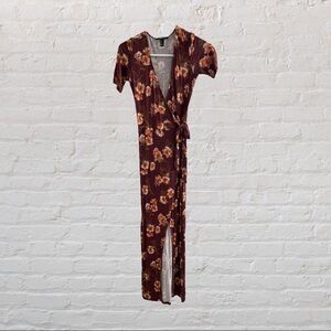 ⭐️2/$20⭐️ Forever 21 Wrap Dress​​